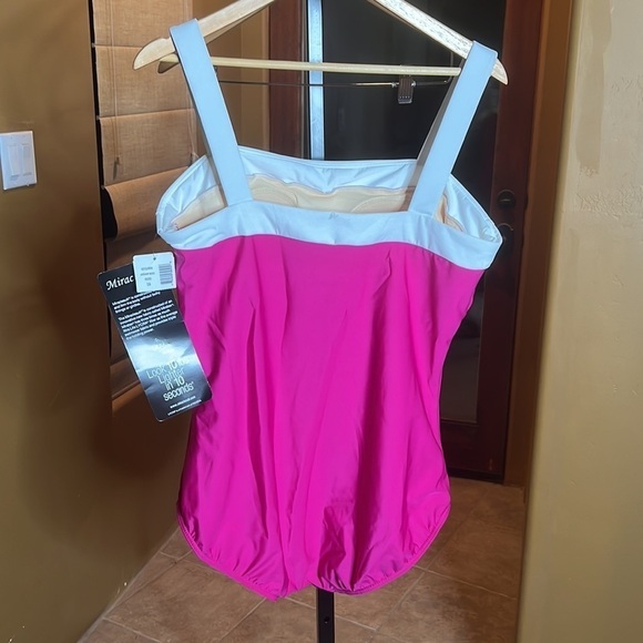 NWT MIRACLESUIT SWIMSUIT Slimming Spectra Bright Pink White Size 16 - Picture 7 of 12